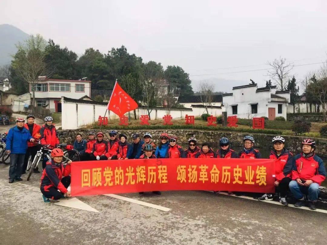 这个人是谁，出自哪部动漫游戏画面